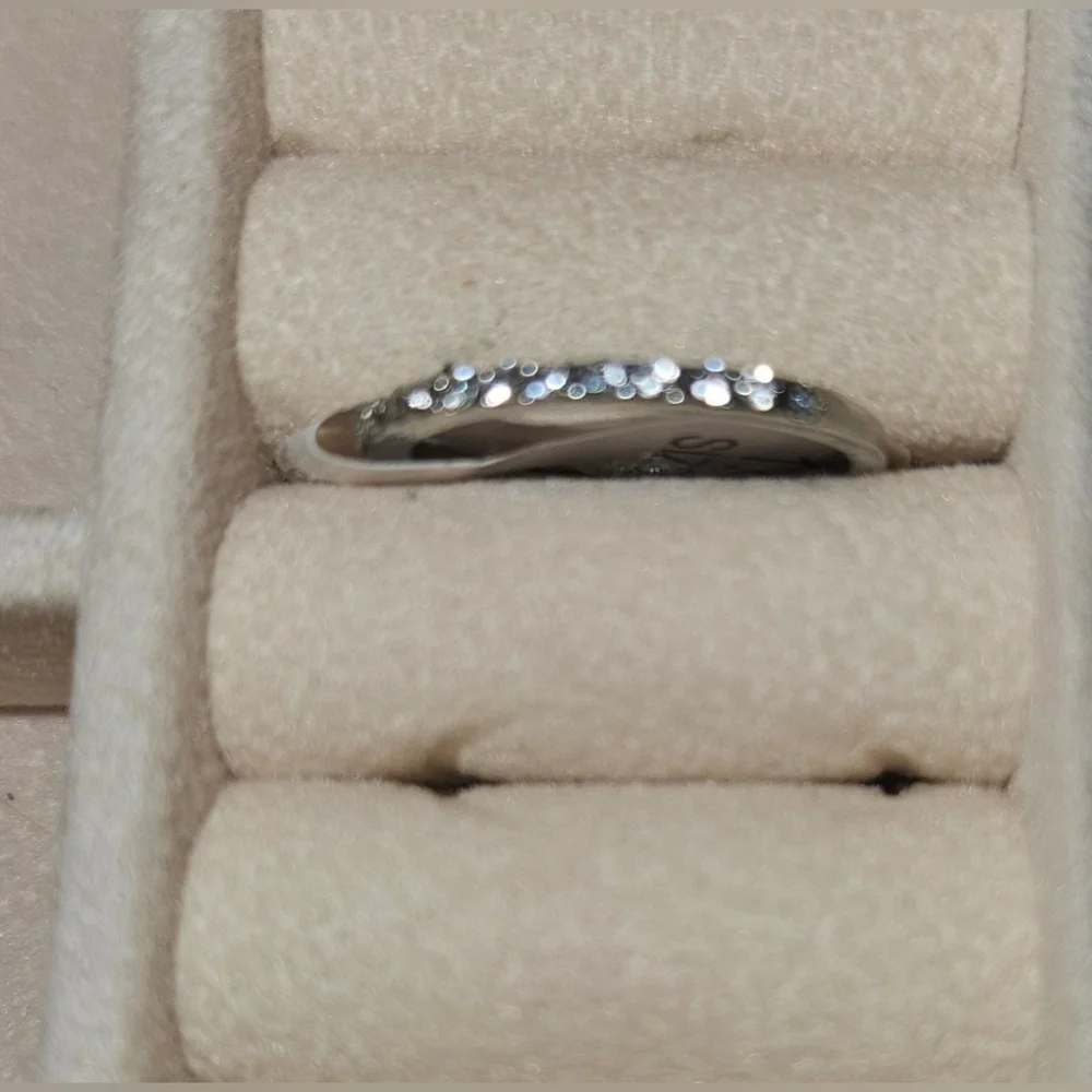 N/A thin silver